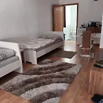 Privat Zimmer Kf